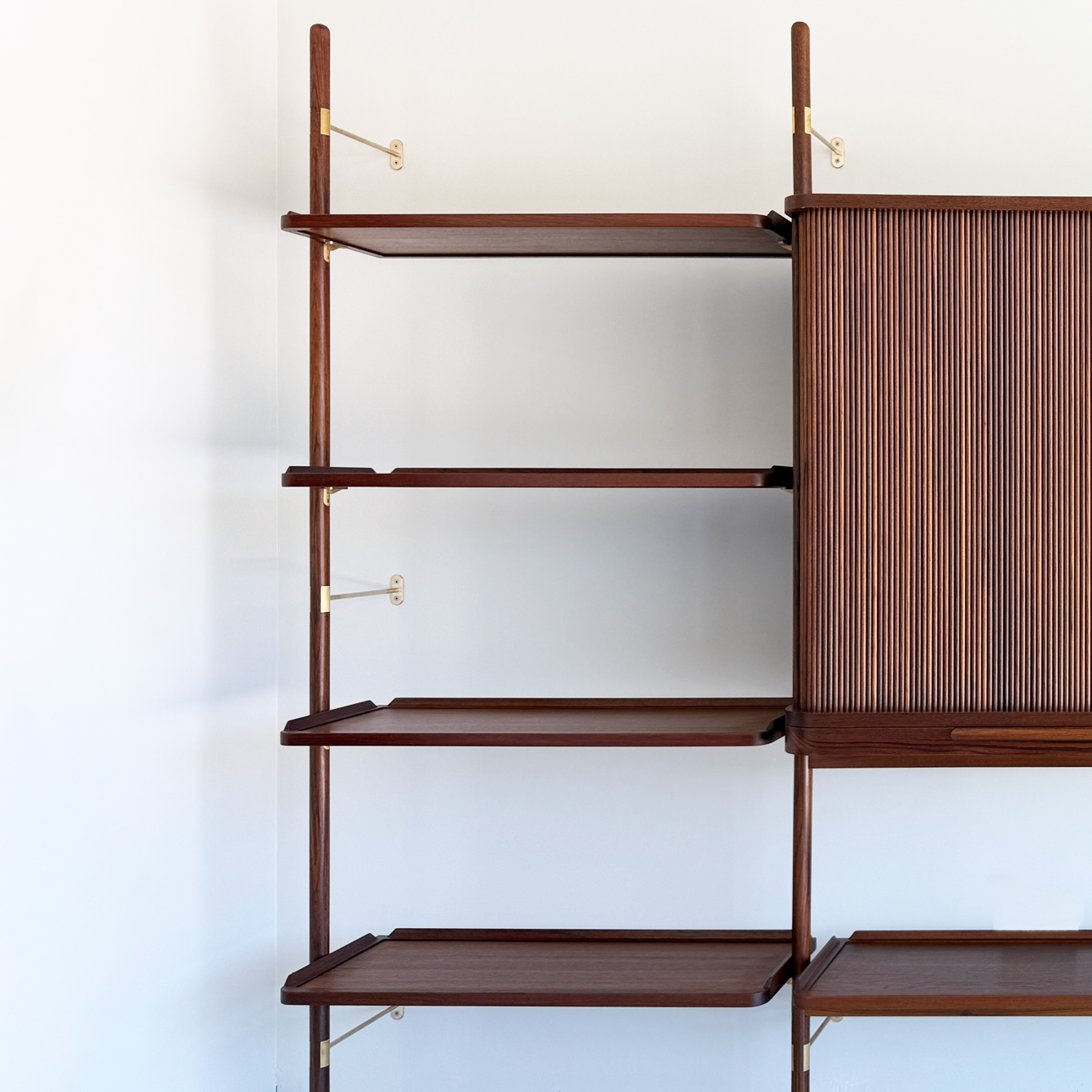 Floating Library Unit